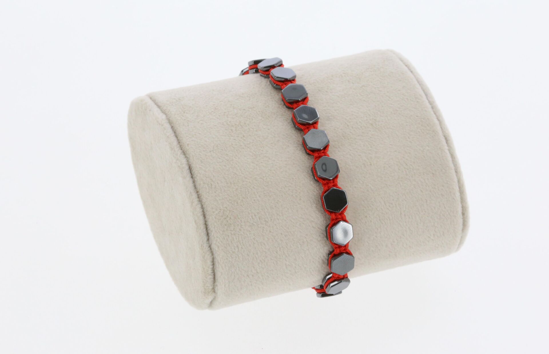 Osse Unisex Hematit Taşlı Makrome Bileklik