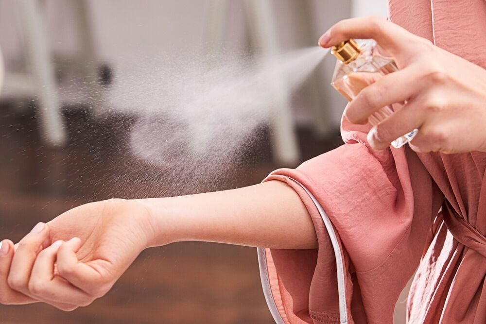 Kumaş Türlerine Göre Parfüm Uyum Rehberi