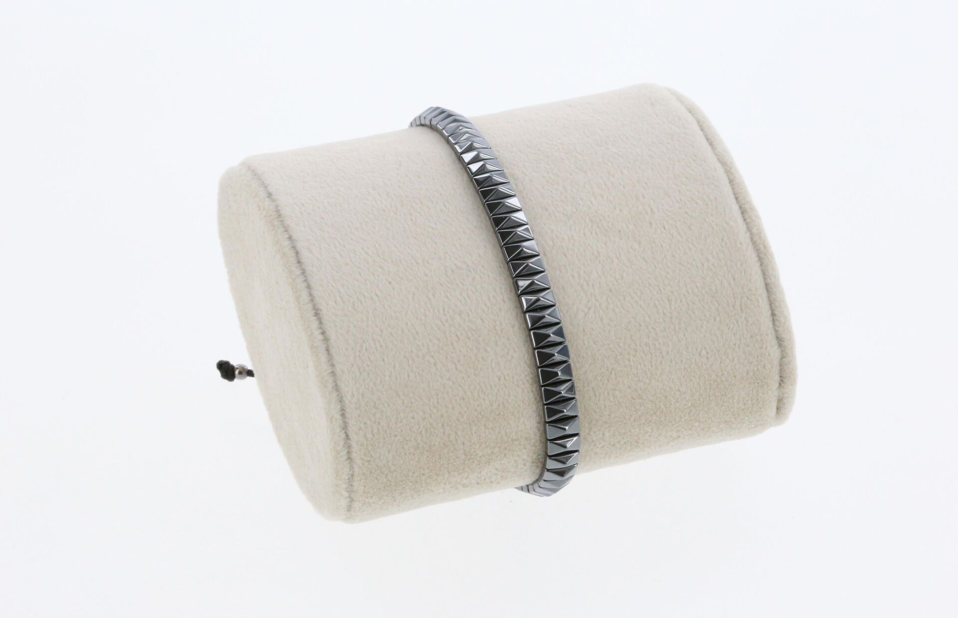 Osse Unisex Hematit Taşlı Makrome Bileklik